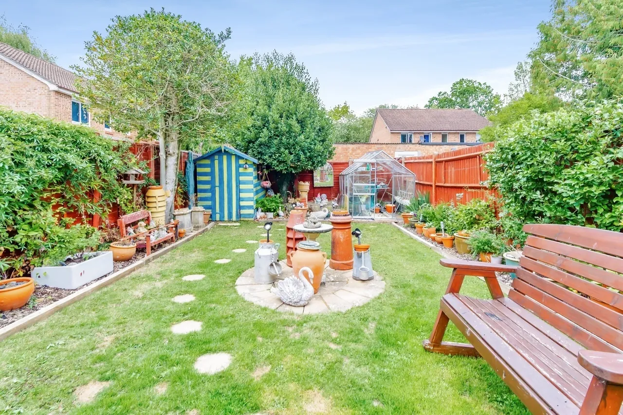 Green Lane, Crawley, RH10, photo 4