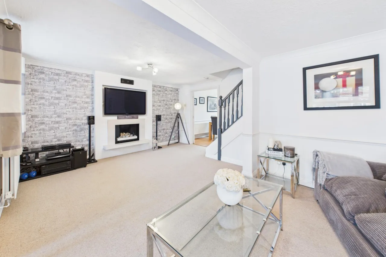 Hadland Close, Bovingdon Hemel Hempstead, HP3, photo 5