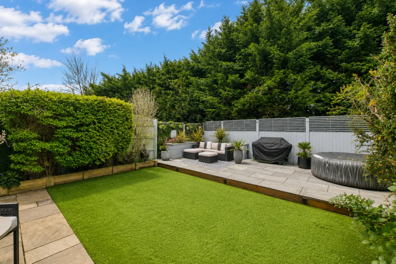 Hadland Close, Bovingdon Hemel Hempstead, HP3, photo 18