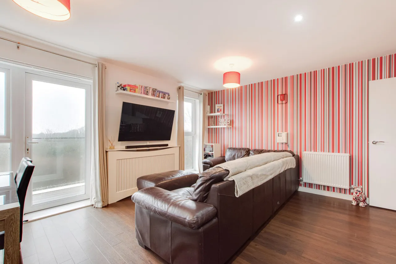 Alcock Crescent, Dartford, photo 3
