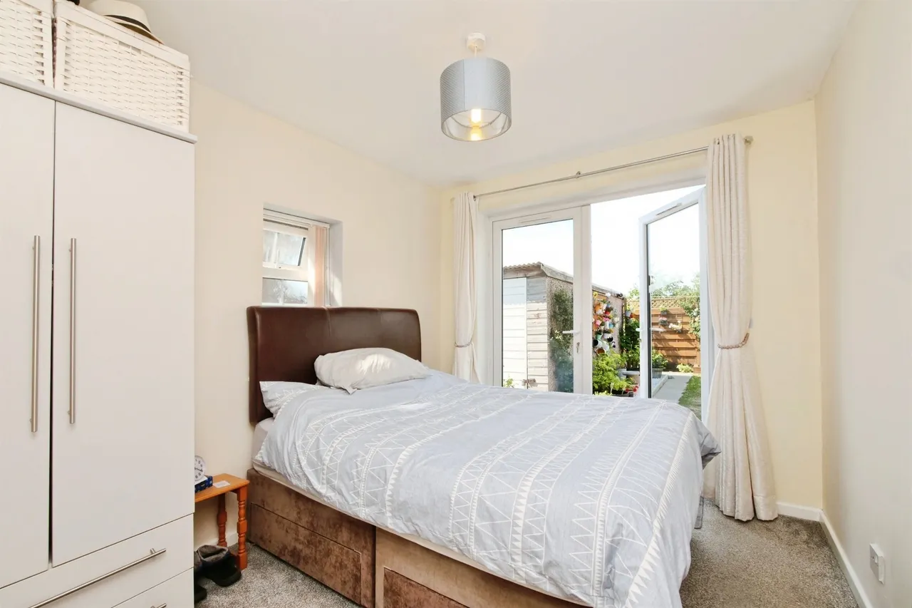 Long Furrow, Haxby, York, photo 11