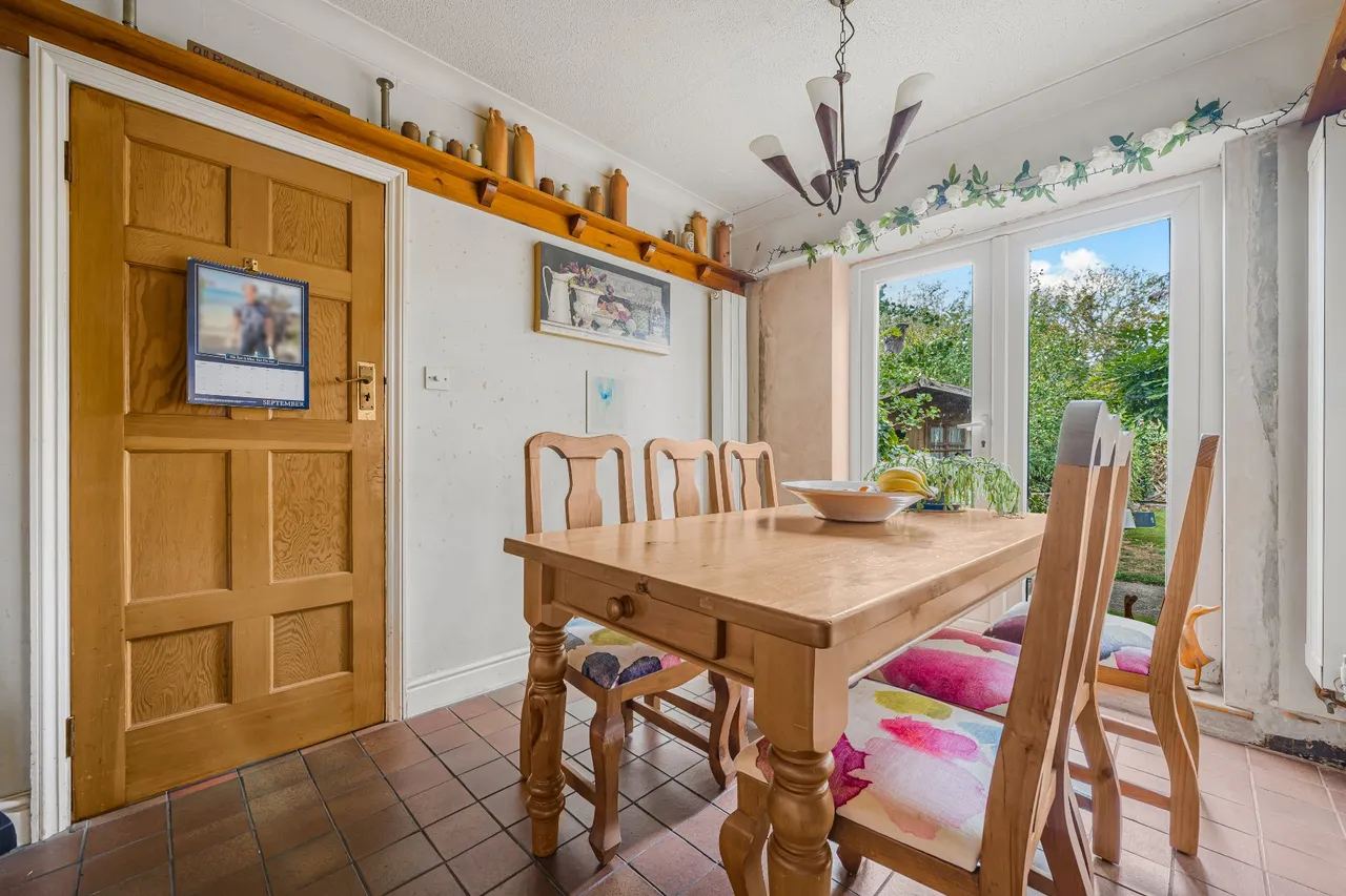 Hurst Road, West Molesey, KT8, photo 6