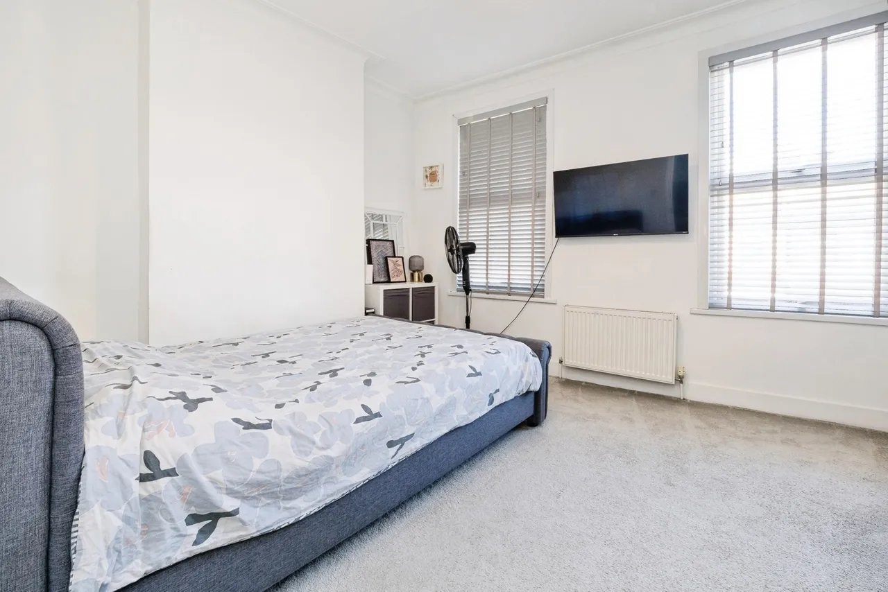 Dersingham Avenue, Manor Park, London, E12, photo 11
