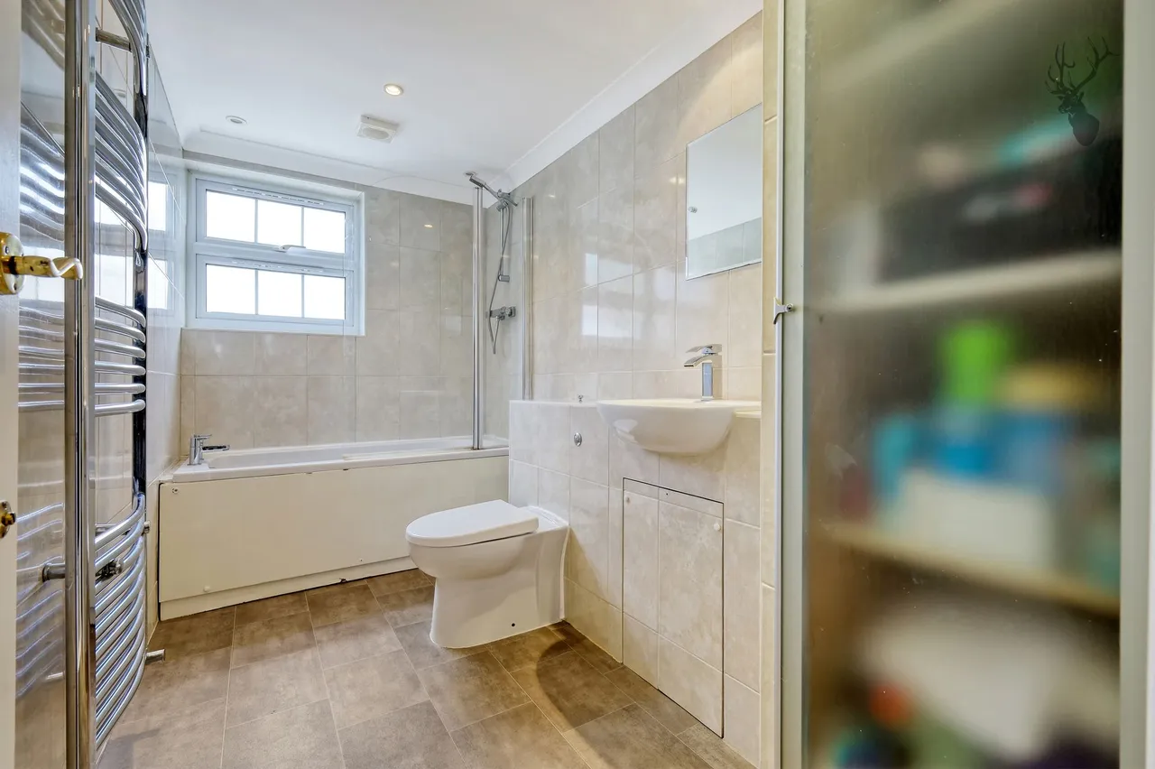 Loughton Lane, Theydon Bois, CM16, photo 32
