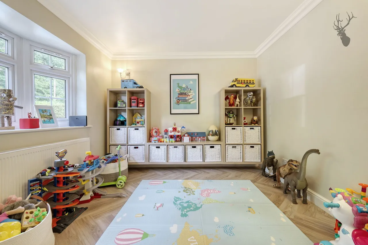 Loughton Lane, Theydon Bois, CM16, photo 21