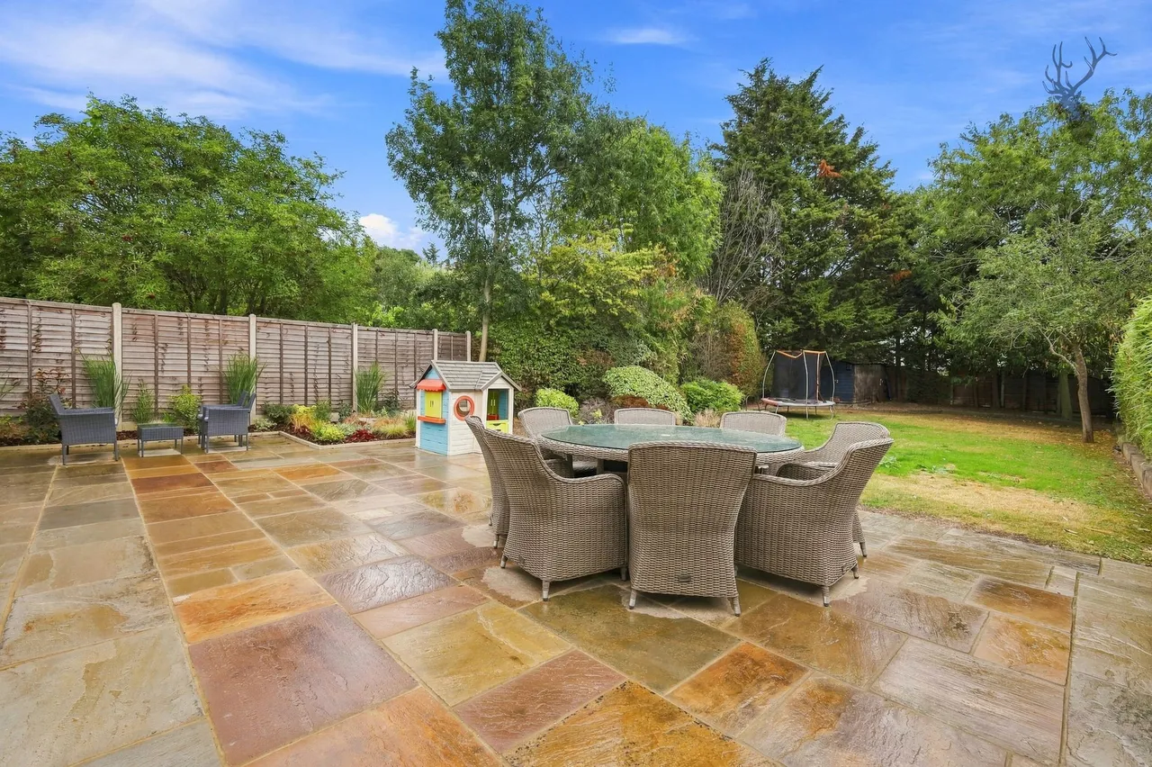 Loughton Lane, Theydon Bois, CM16, photo 36