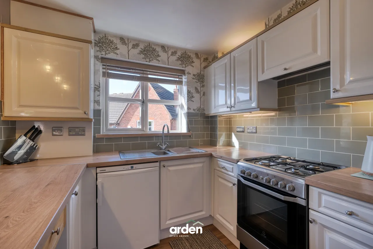 Pavilion Gardens, Bromsgrove, B61, photo 5