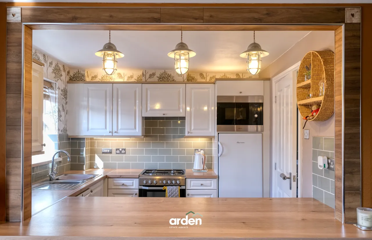 Pavilion Gardens, Bromsgrove, B61, photo 3