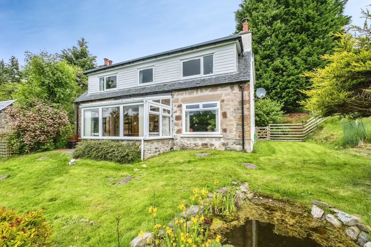 3 bed house for sale, Balnain, Drumnadrochit, IV63