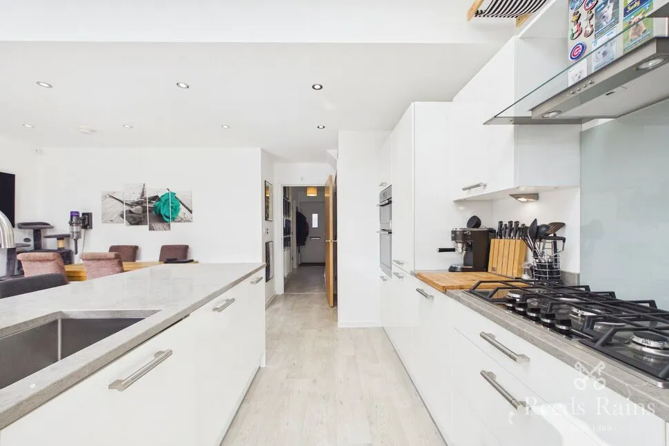 Shuttle Road, Bamber Bridge, PR5, photo 6