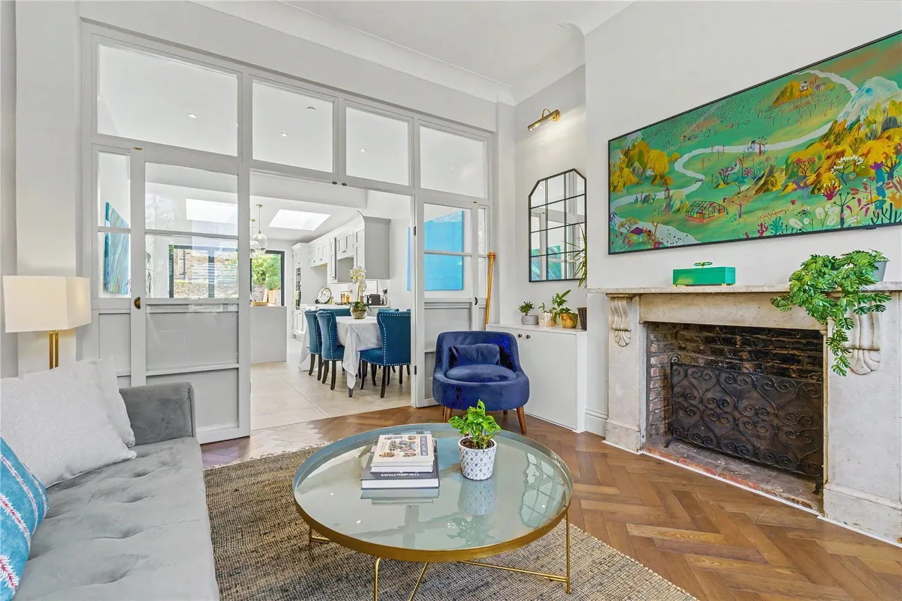 Aspley Road, London, SW18, photo 5