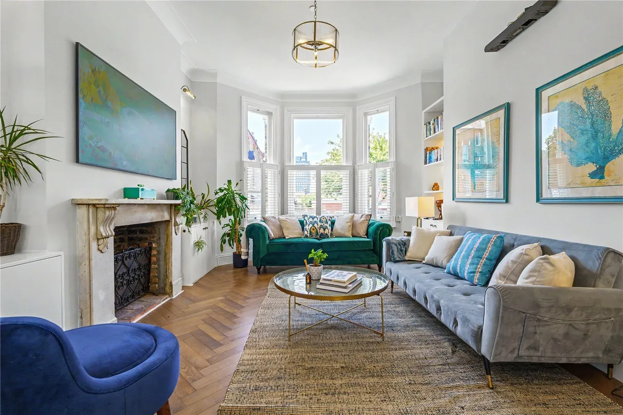 Aspley Road, London, SW18, photo 4