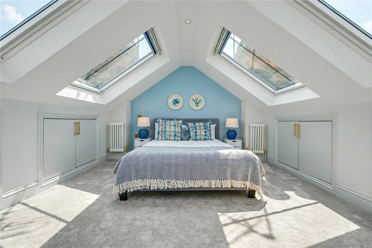 Aspley Road, London, SW18, photo 8