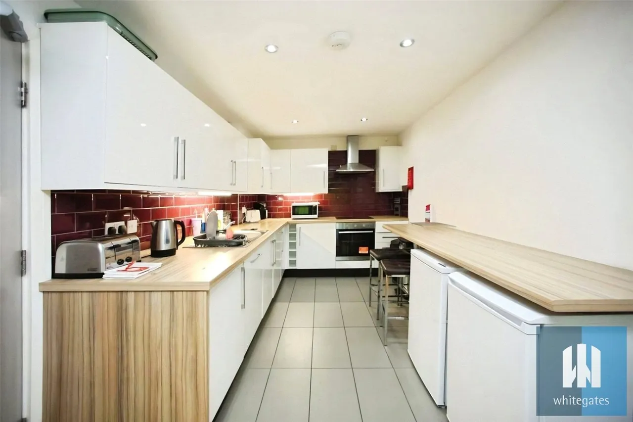 Whitegate Road, Newsome, HD4, photo 5