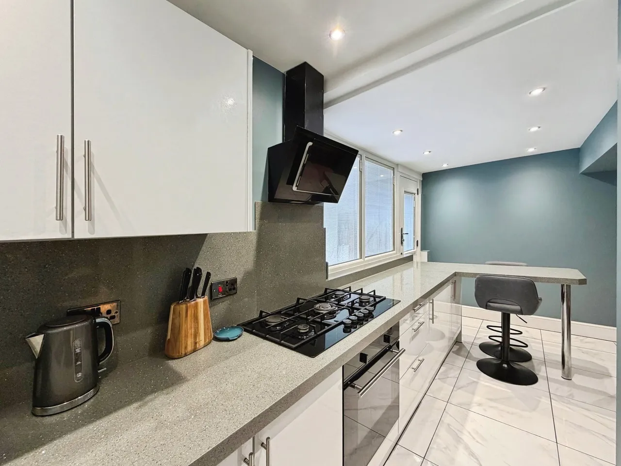 New Road, Cilfrew, SA10, photo 10