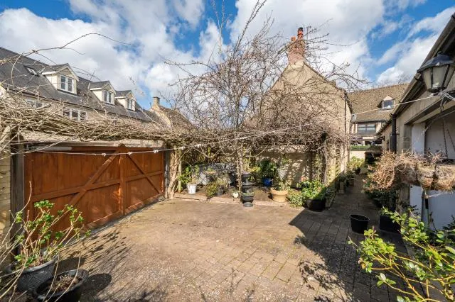 Corn Street, Witney, OX28, photo 23