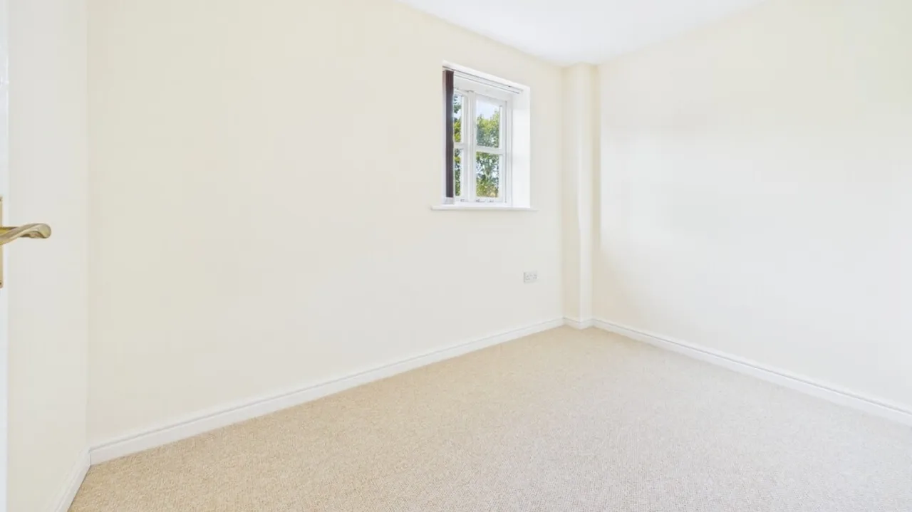 Bury St Edmunds, IP33, photo 6