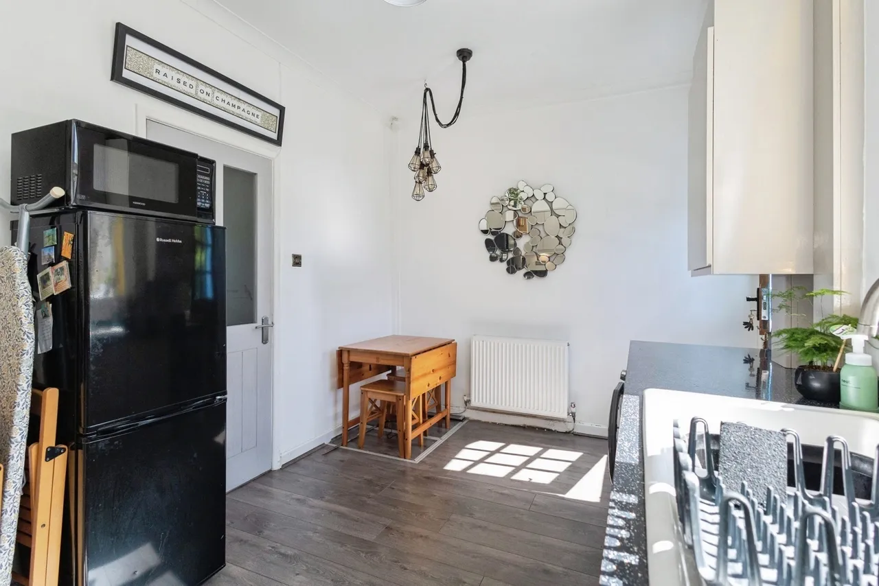 Micklehurst Road, ASHTON-UNDER-LYNE, Lancashire, OL5, photo 10