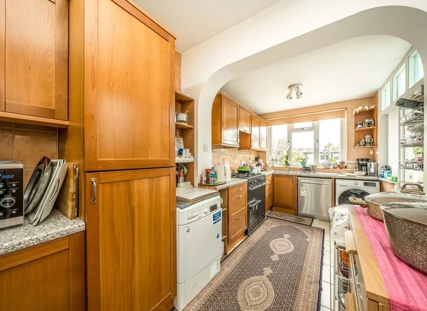 Southland Way, Hounslow, TW3, photo 7