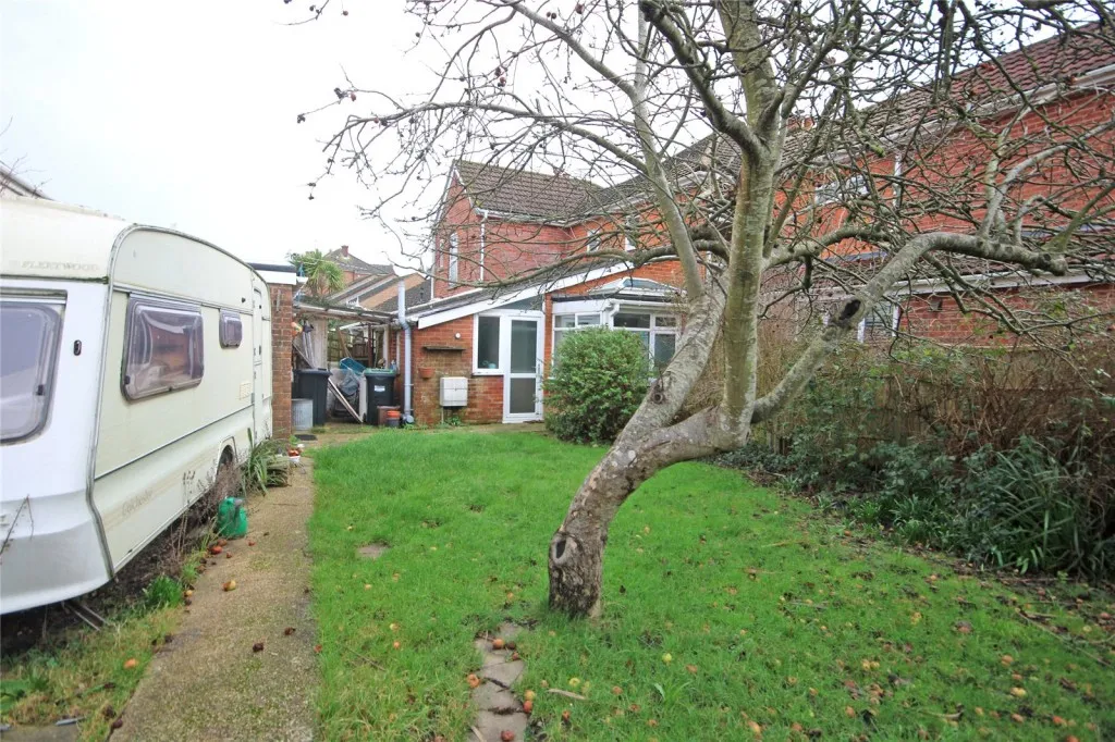 New Milton, Hampshire, photo 14