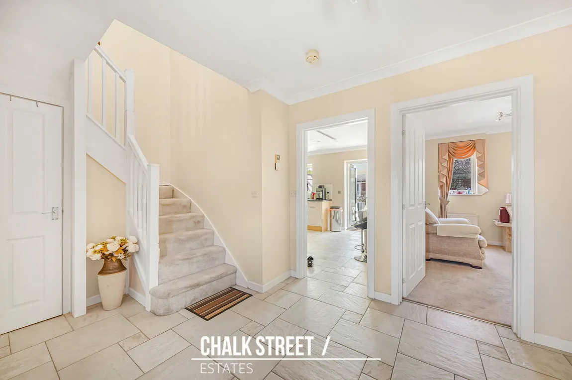 Elms Close, Hornchurch, RM11 1GN, photo 12