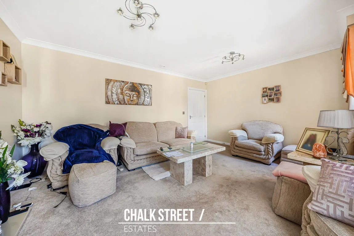 Elms Close, Hornchurch, RM11 1GN, photo 7