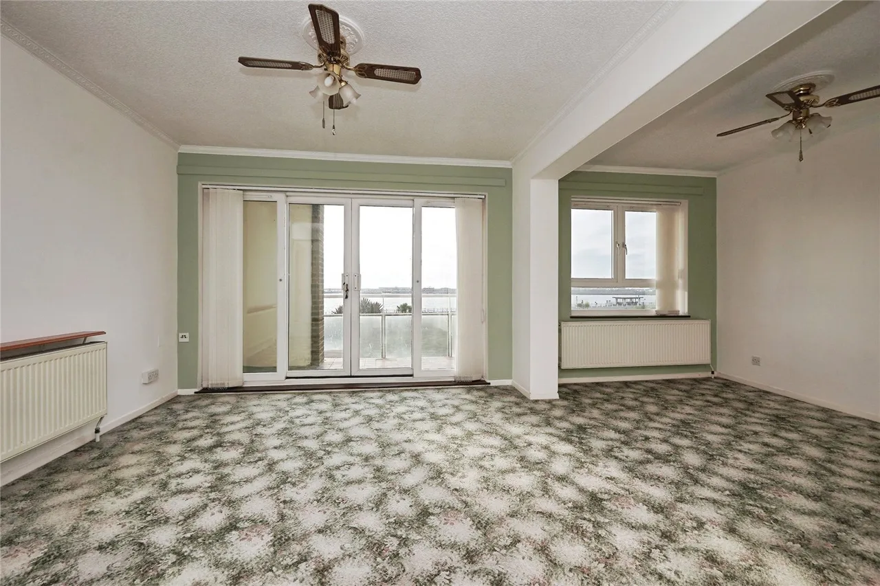 The Gateway, Dover, Kent, CT16, photo 2