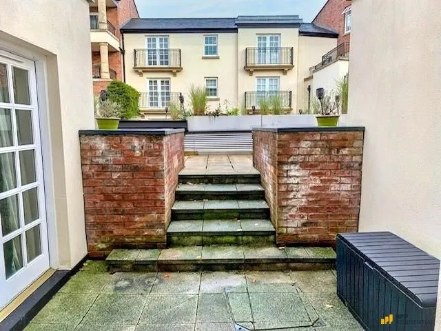 Royles Square, South Street, Alderley Edge, SK9 7GN, photo 7