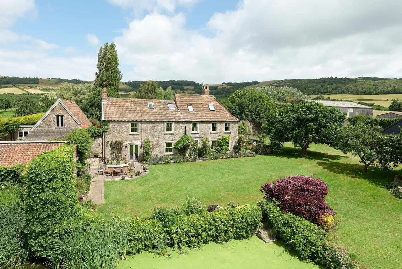 5 bed house for sale, Shiplate Road, Bleadon, BS24