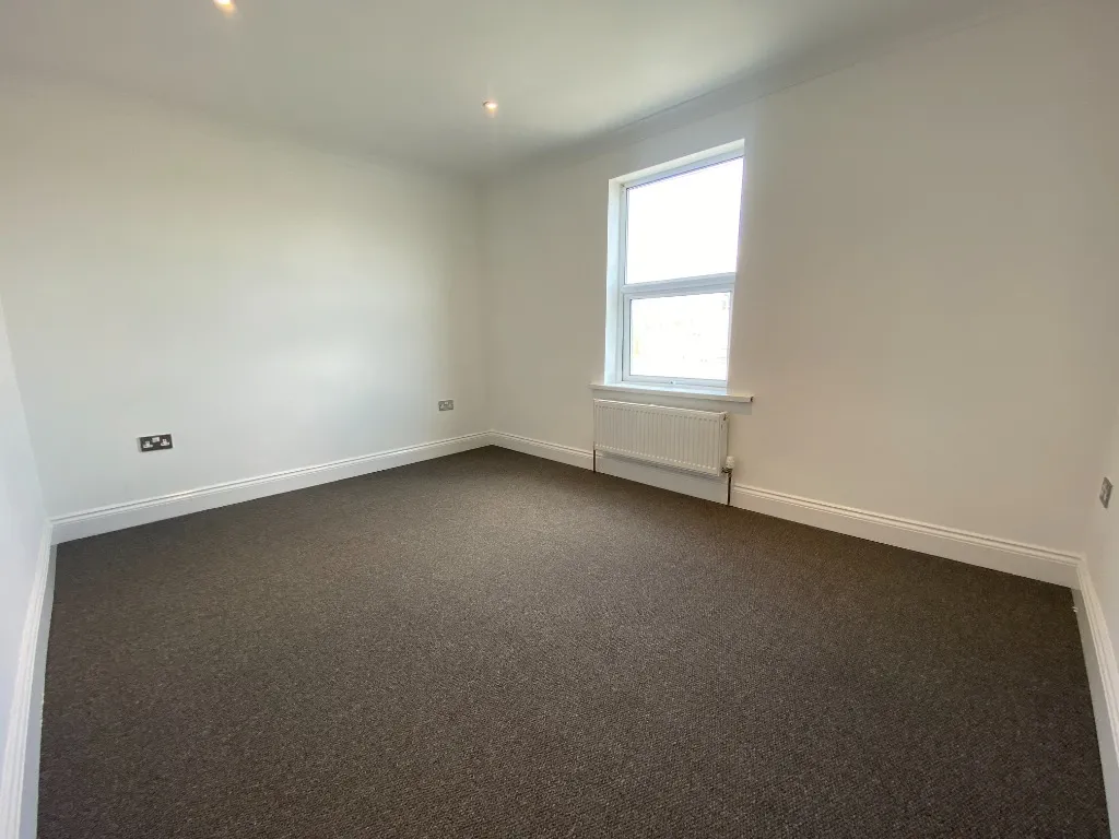 Omdurman Street, Swindon, SN2, photo 9