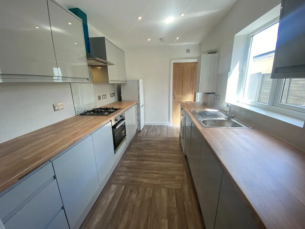 Omdurman Street, Swindon, SN2, photo 4