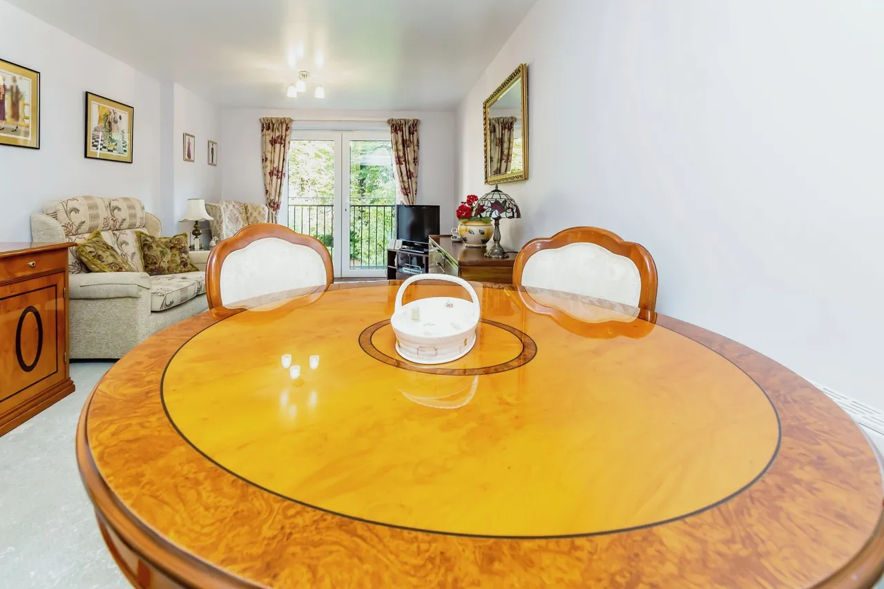 Dene Court, 40 Stafford Road, Caterham, Surrey, CR3, photo 16