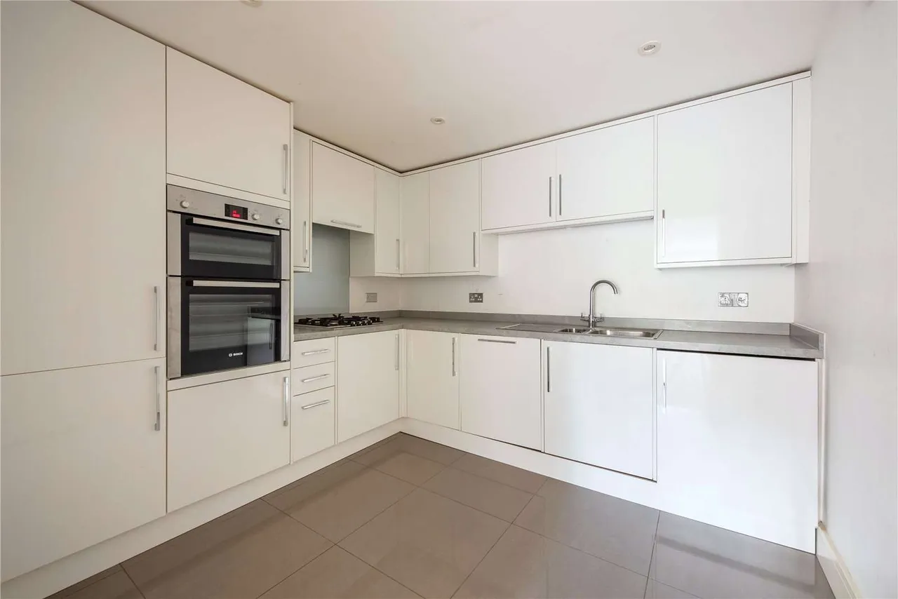 Sovereign Court, 29 Wrights Lane, London, W8 5SH, photo 6