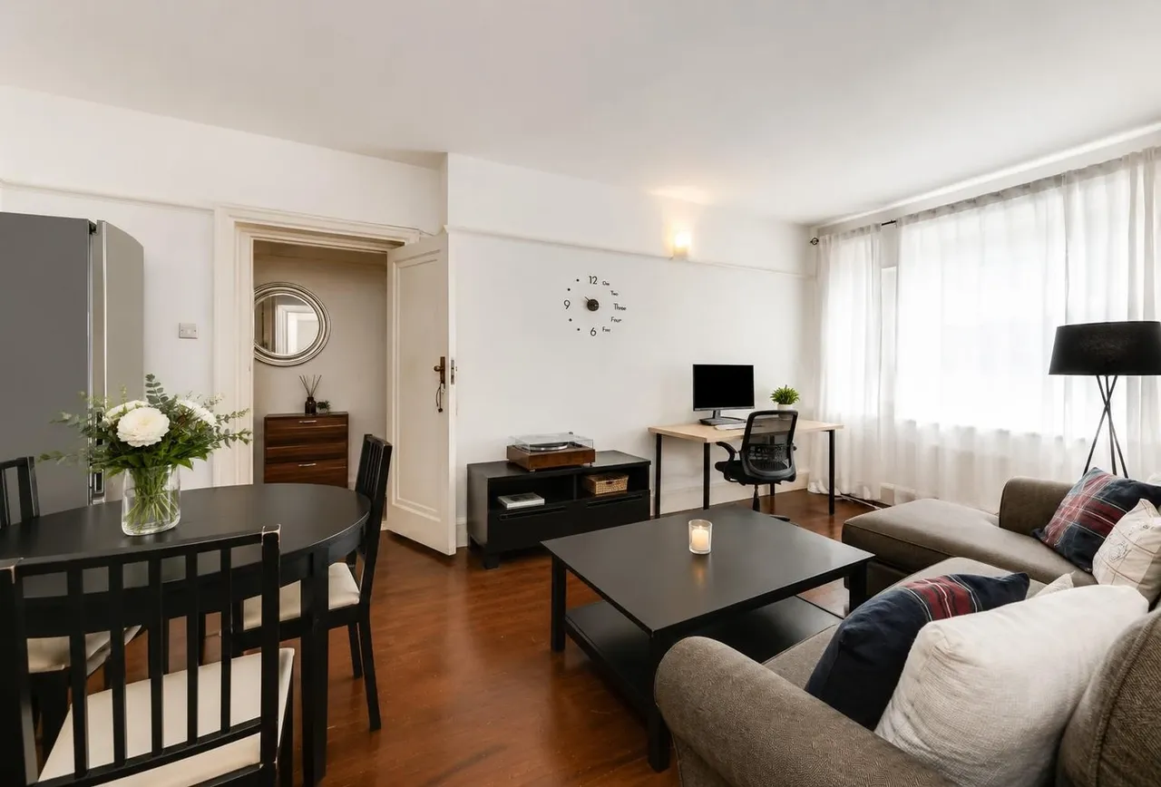 1 bed flat for sale — Howitt Close, London NW3 4LX