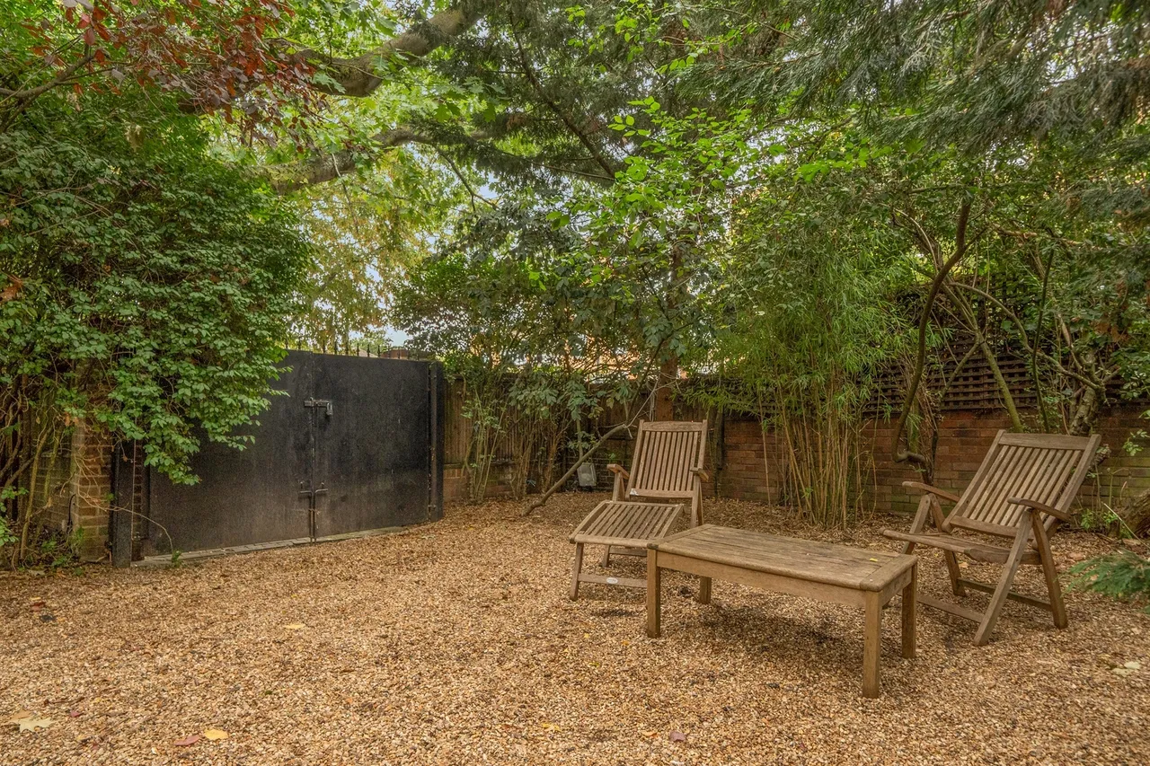 Castleleigh Court, Enfield, EN2, photo 20
