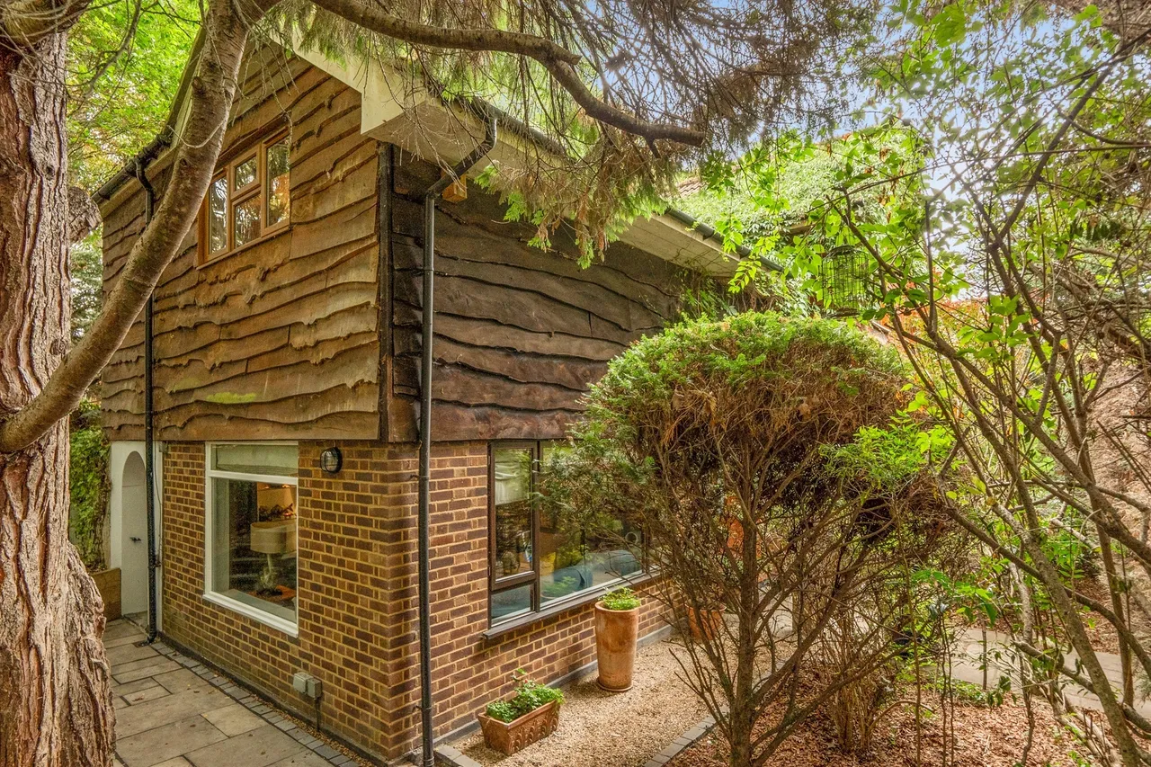 Castleleigh Court, Enfield, EN2, photo 23