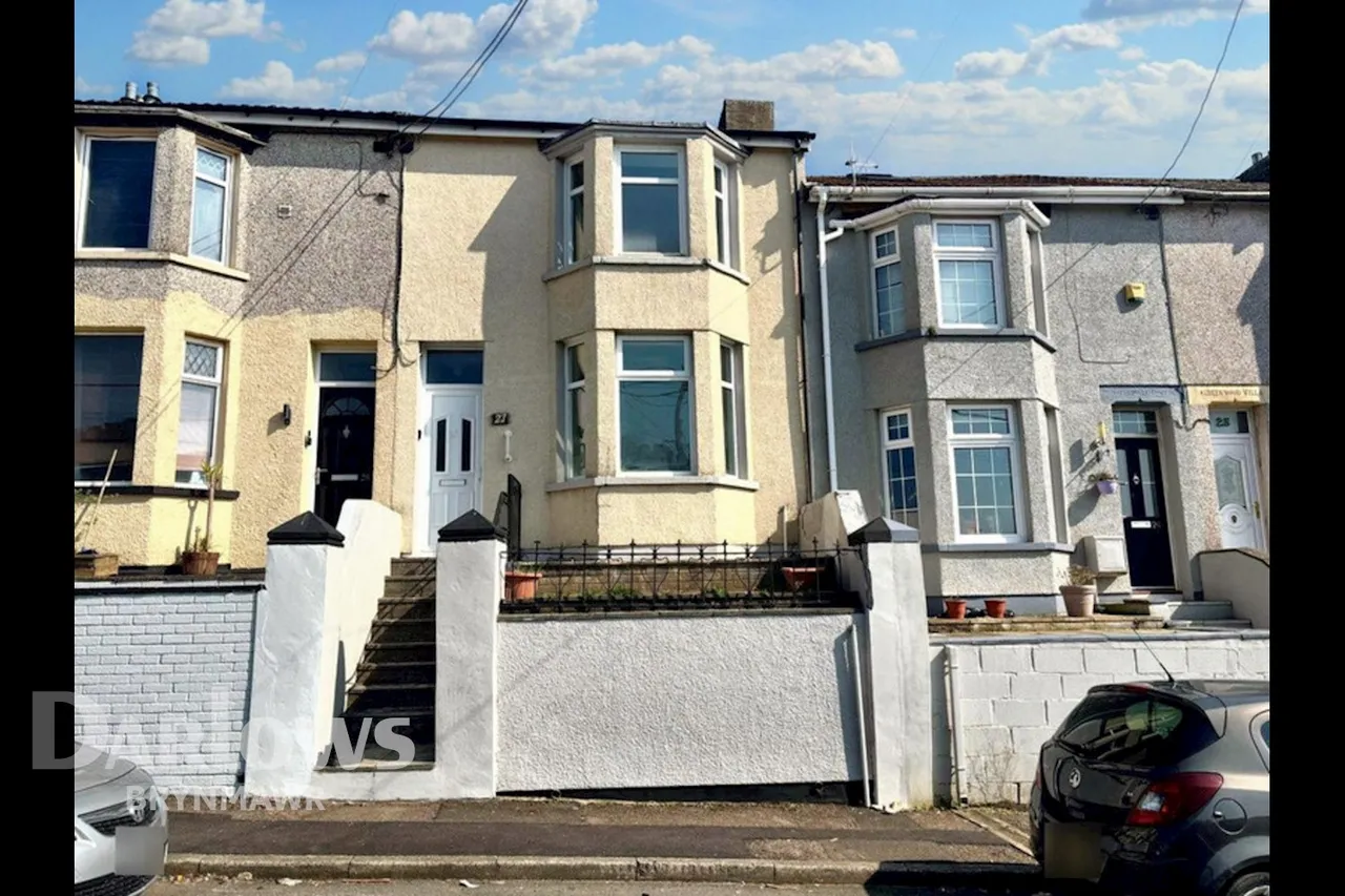 3 bed house for sale, Bryngwyn Road, Abertillery