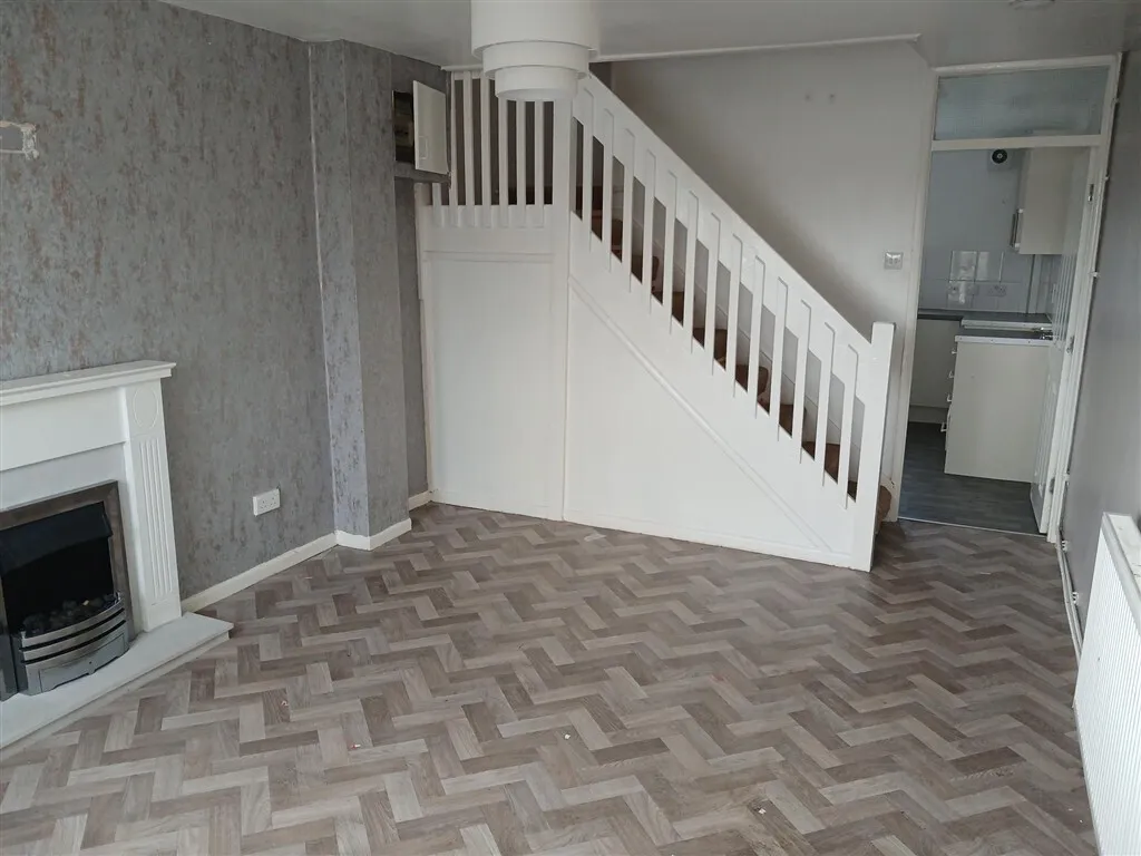 Dale Hill Road, Maltby, S66, photo 2
