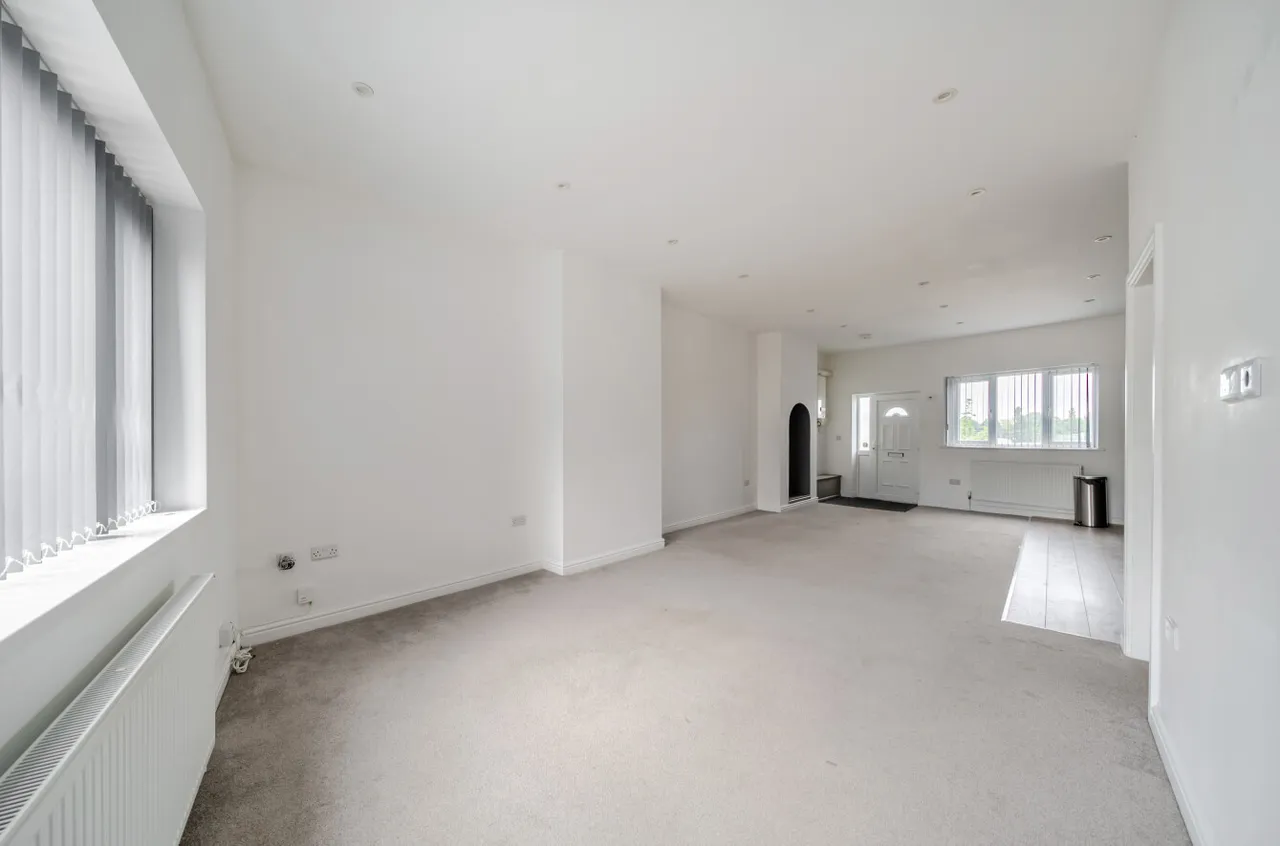 Main Street, Shadwell, LS17, photo 9