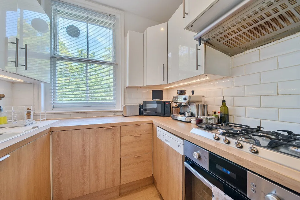 Archway Road, Highgate, London, N6, photo 6