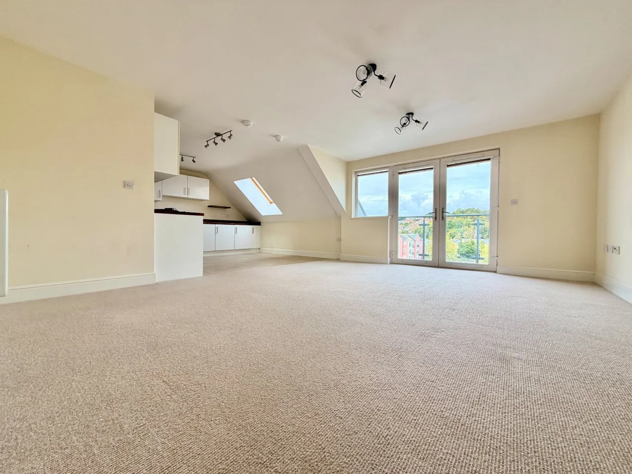 Merchant Square, Portishead, BS20, photo 4