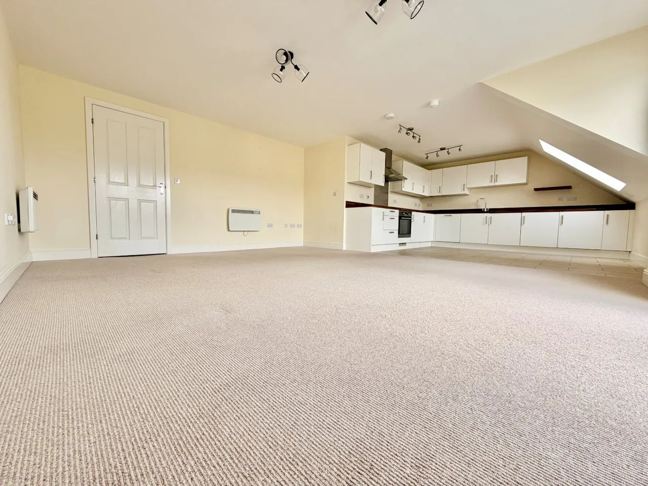 Merchant Square, Portishead, BS20, photo 5
