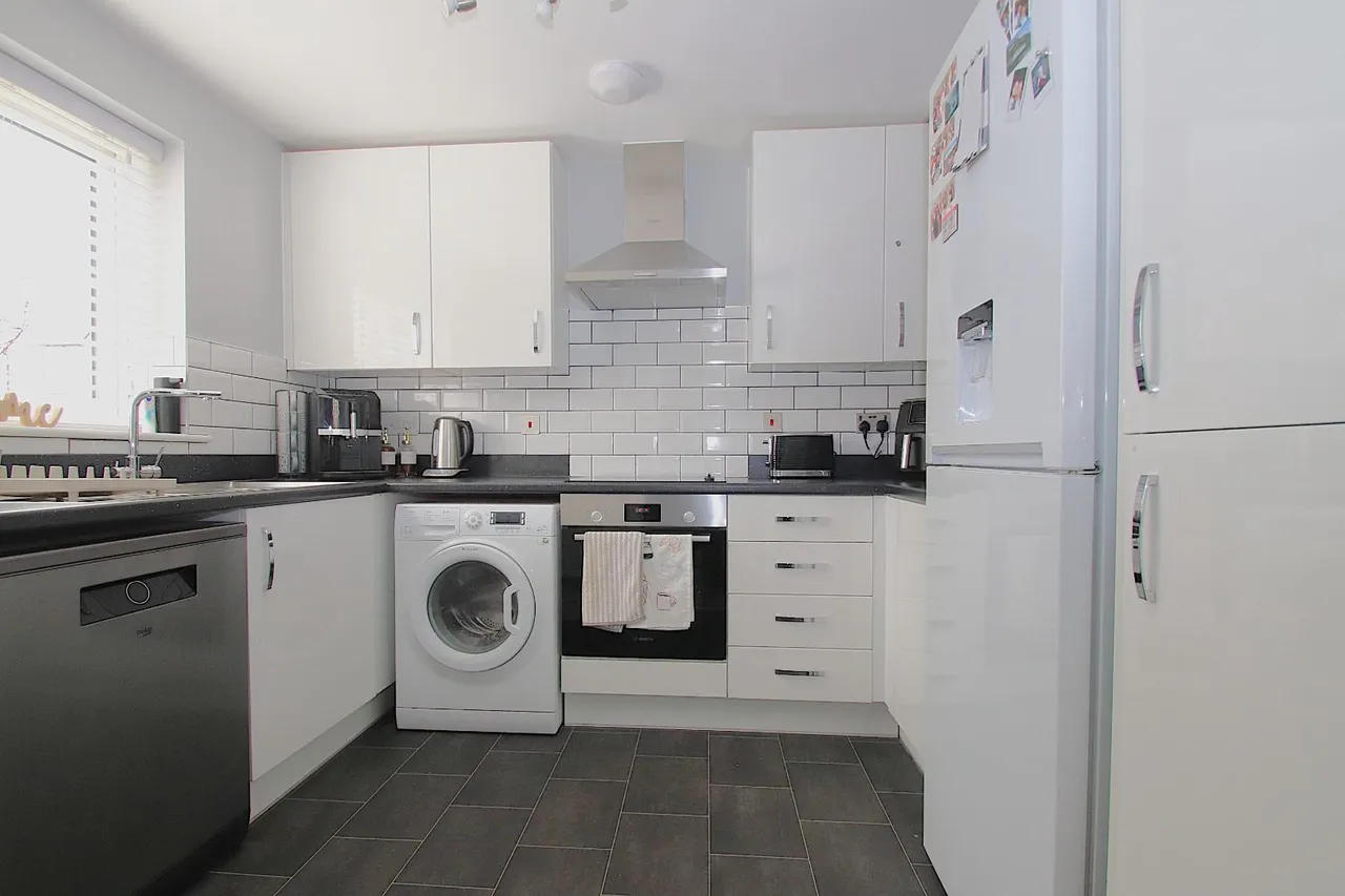 Chiltern Crescent, Fair Oak, EASTLEIGH, Hampshire, SO50 7GJ, photo 7