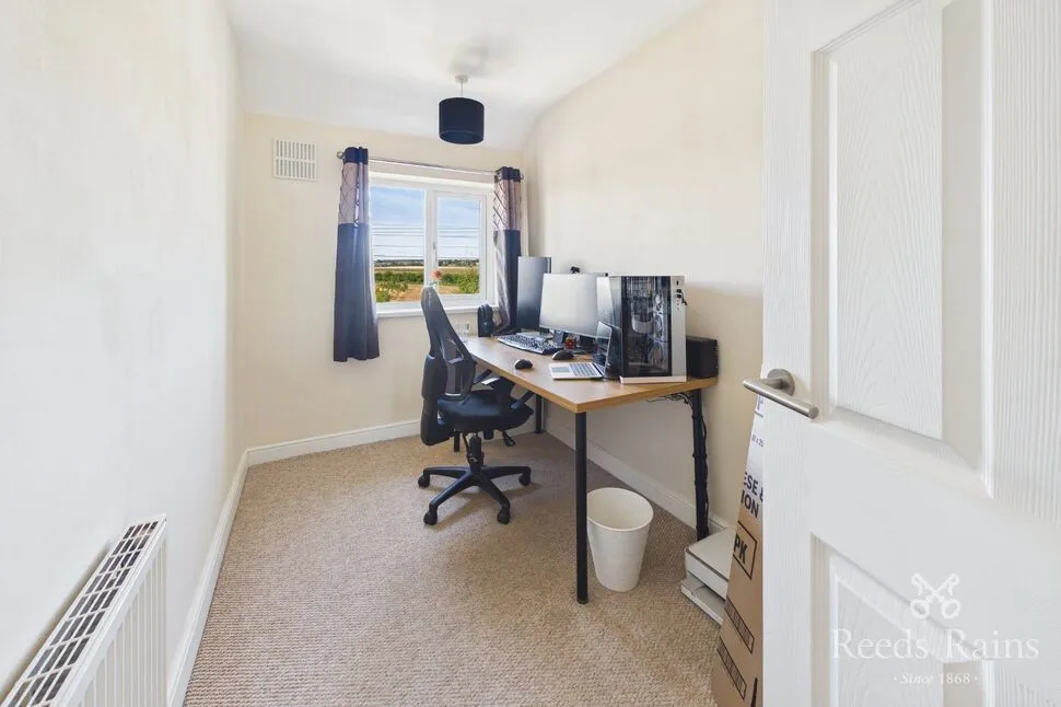 Manor Crescent, Rothwell, West Yorkshire, LS26, photo 6