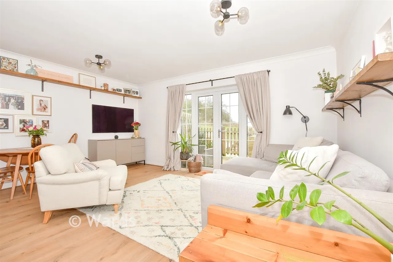Meadow Bank, West Malling, ME19, photo 16