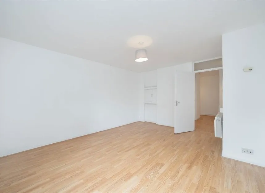Chelsea Close, Harleseden, NW10, photo 4