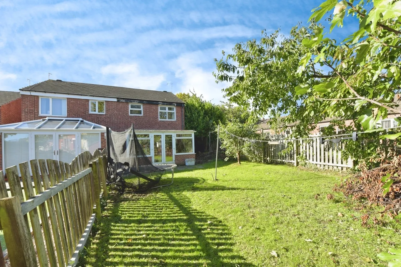 Langsett Crescent, Sheffield, South Yorkshire, S6, photo 13