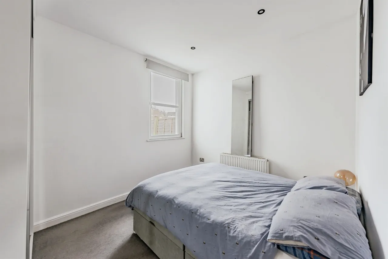 Woodlands Road, Redhill, photo 8