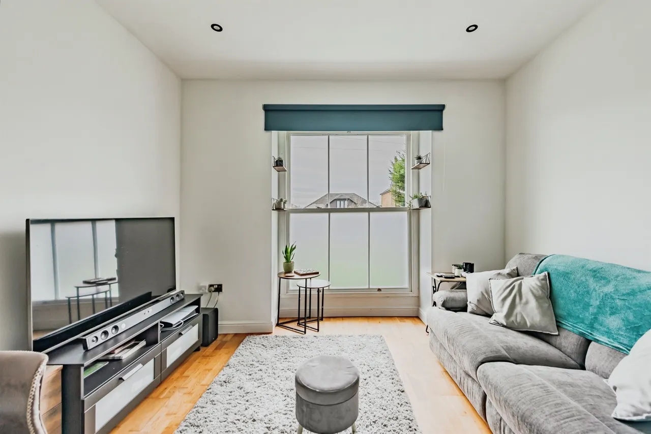 Woodlands Road, Redhill, photo 5