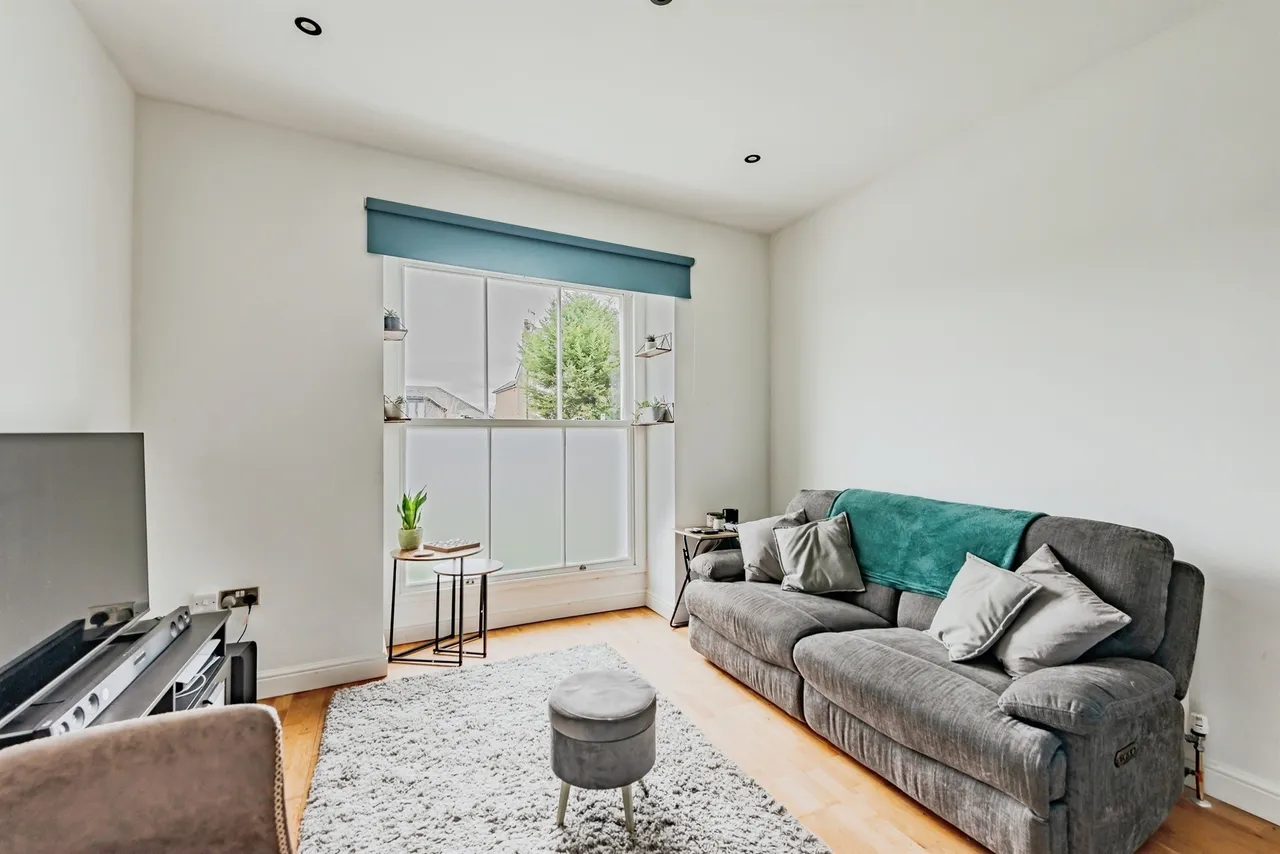 Woodlands Road, Redhill, photo 7